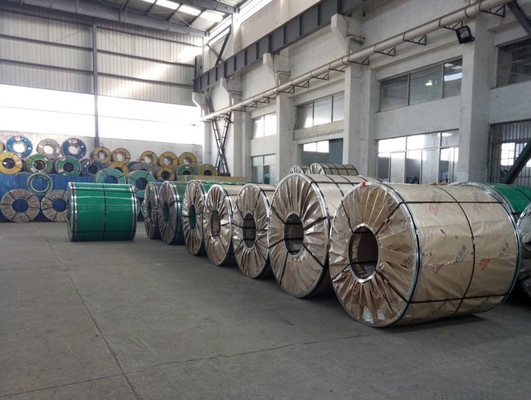 5mm-2000mm 2205 lustrou laminado a alta temperatura frio da bobina de aço inoxidável